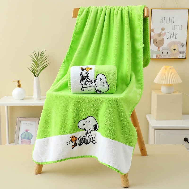Travel Accessories As Gifts - Toalha de banho Snoopy em tecido